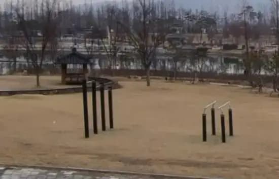 상세