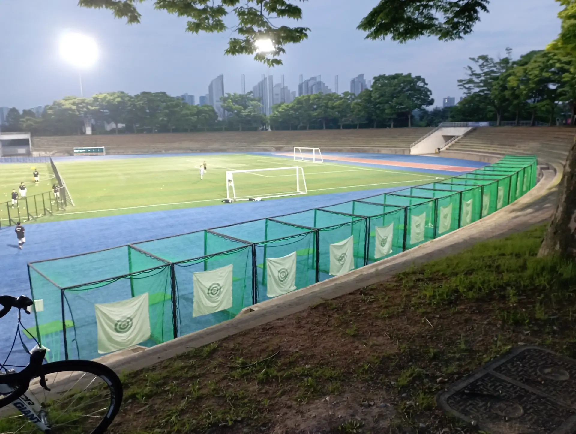 상세