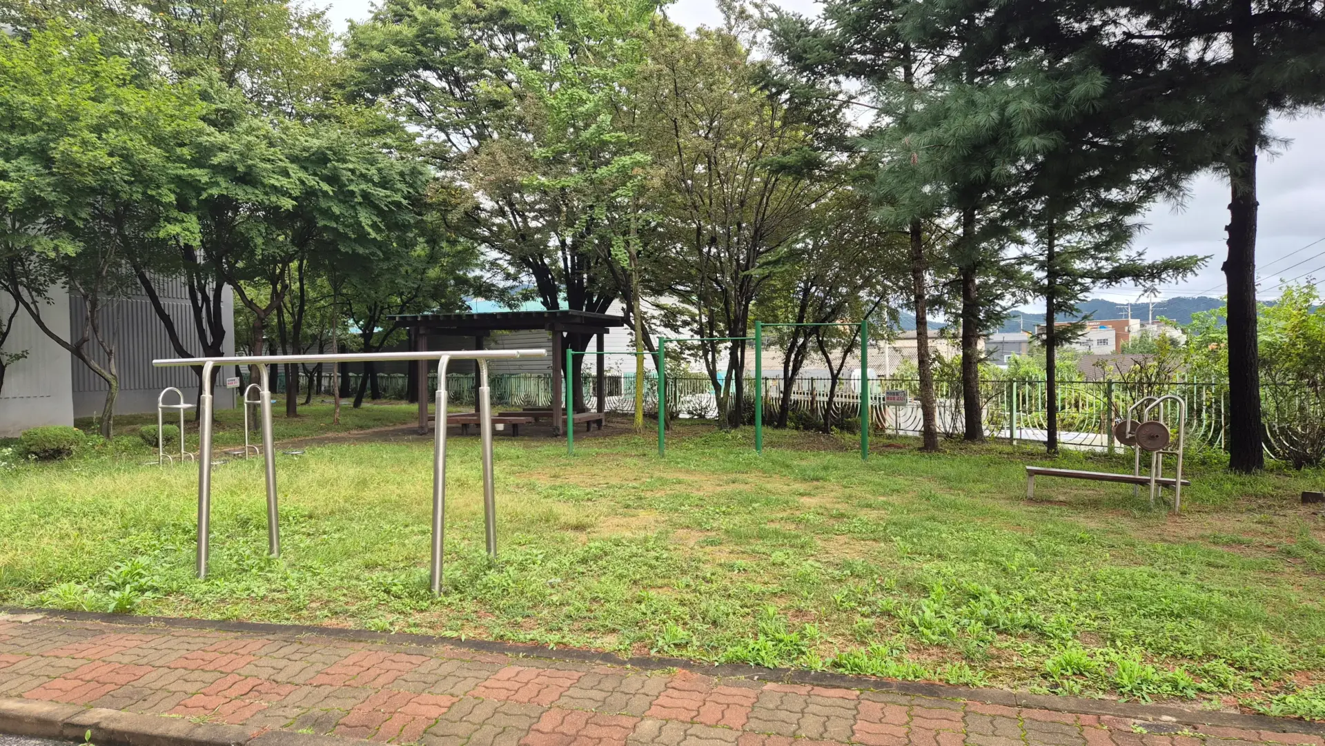 상세
