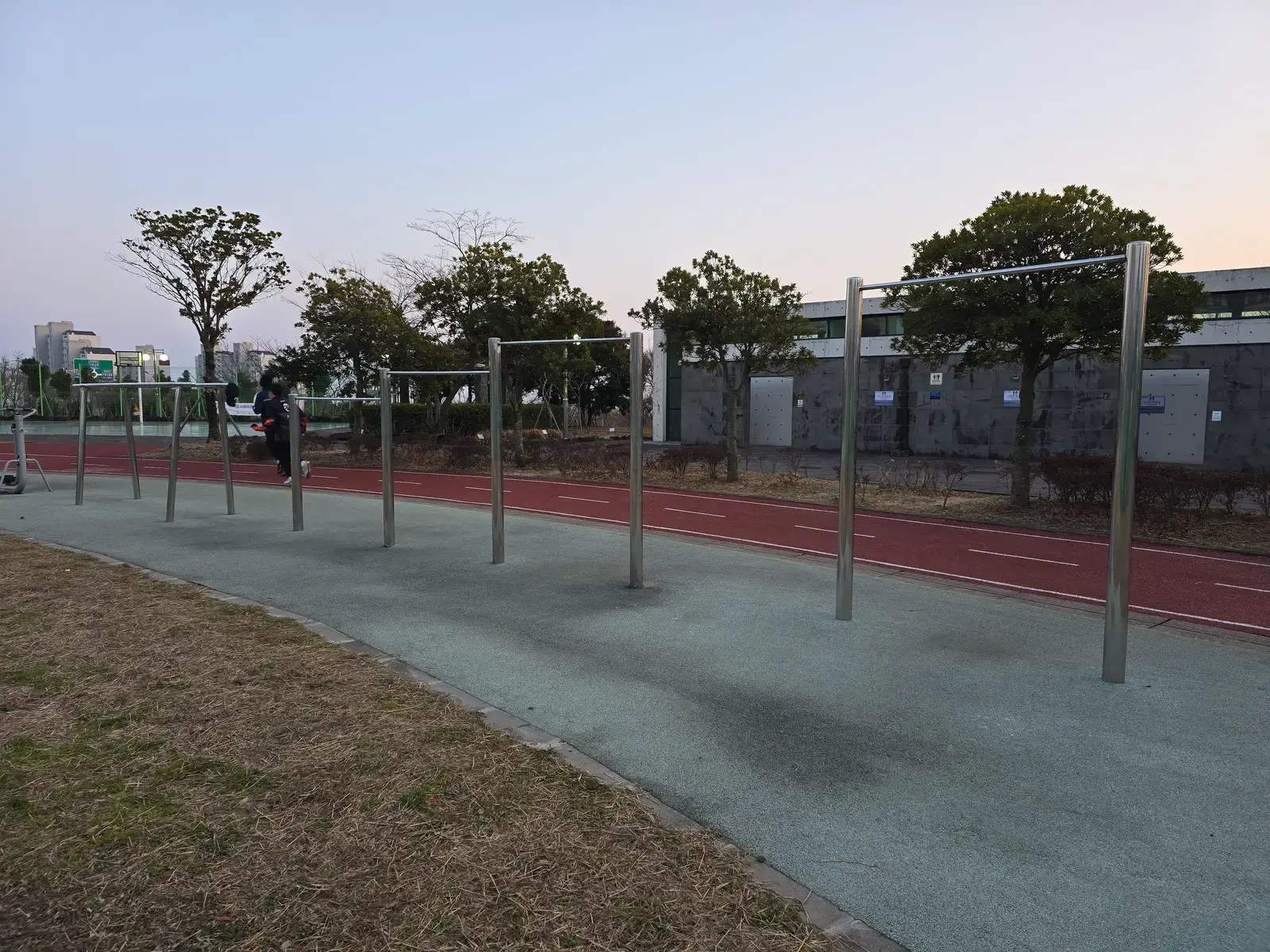 상세