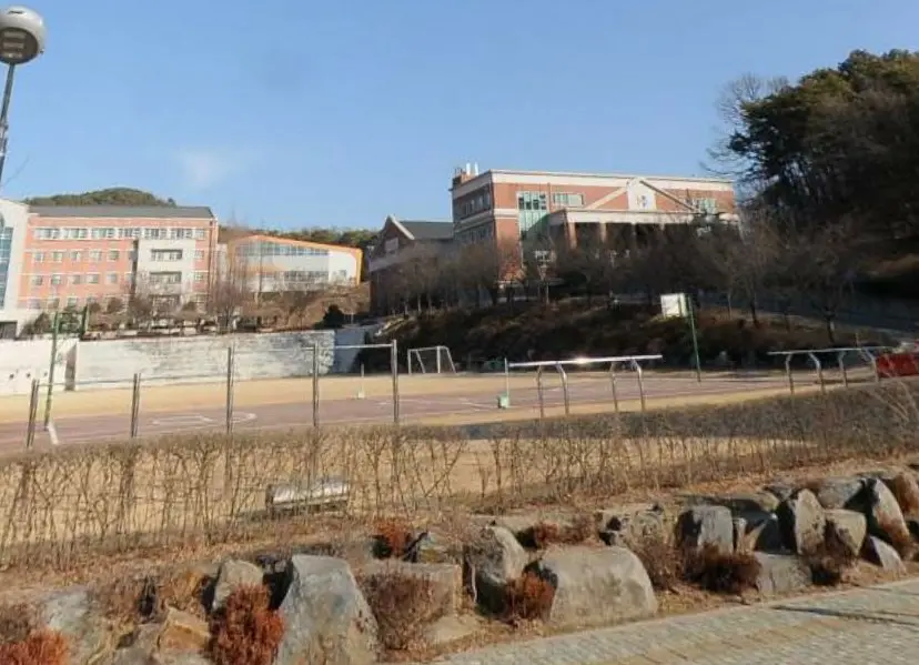 상세
