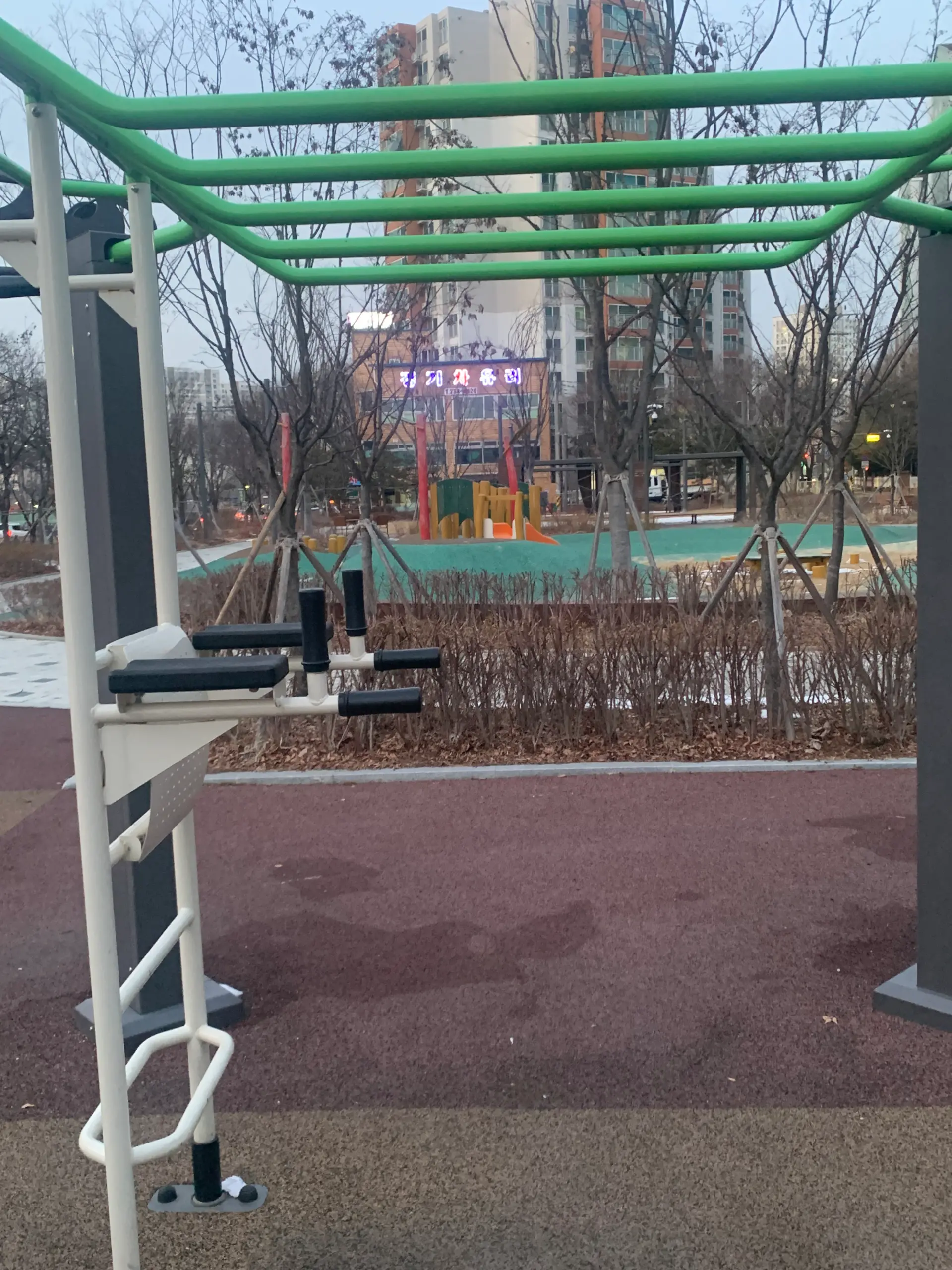 상세